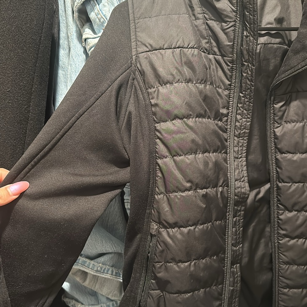 North face jacket - Picture 2 of 4